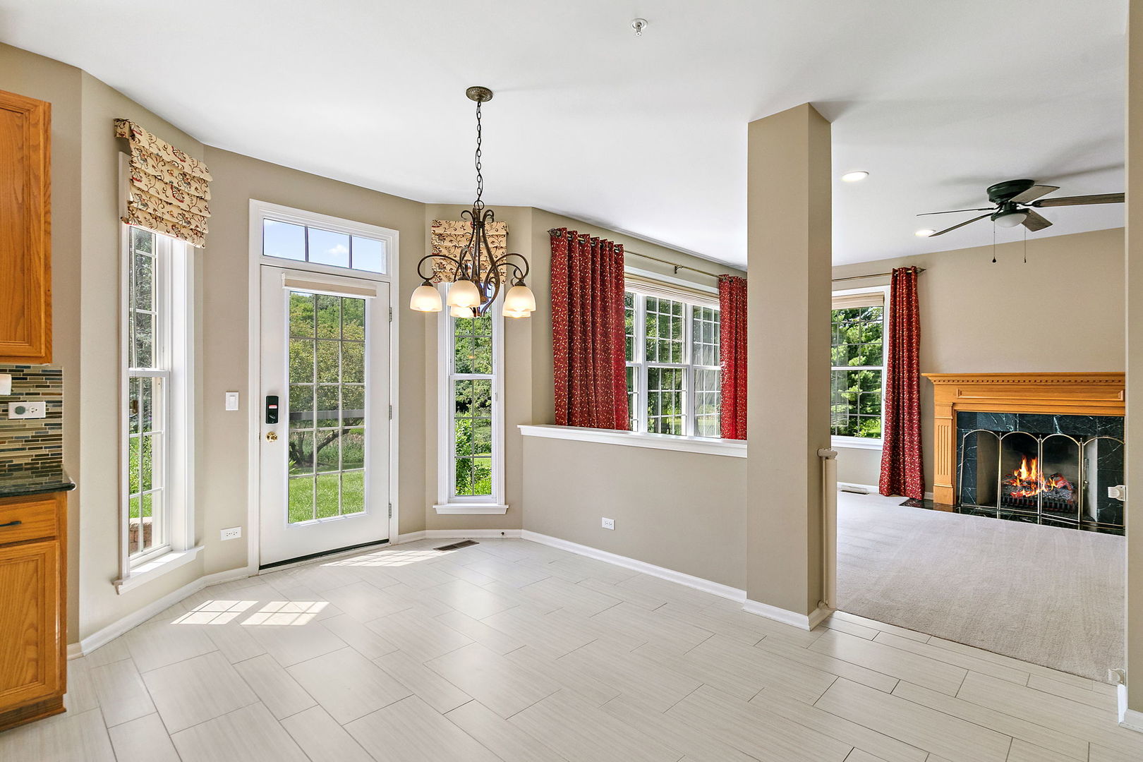 1476 Columbia Lane
