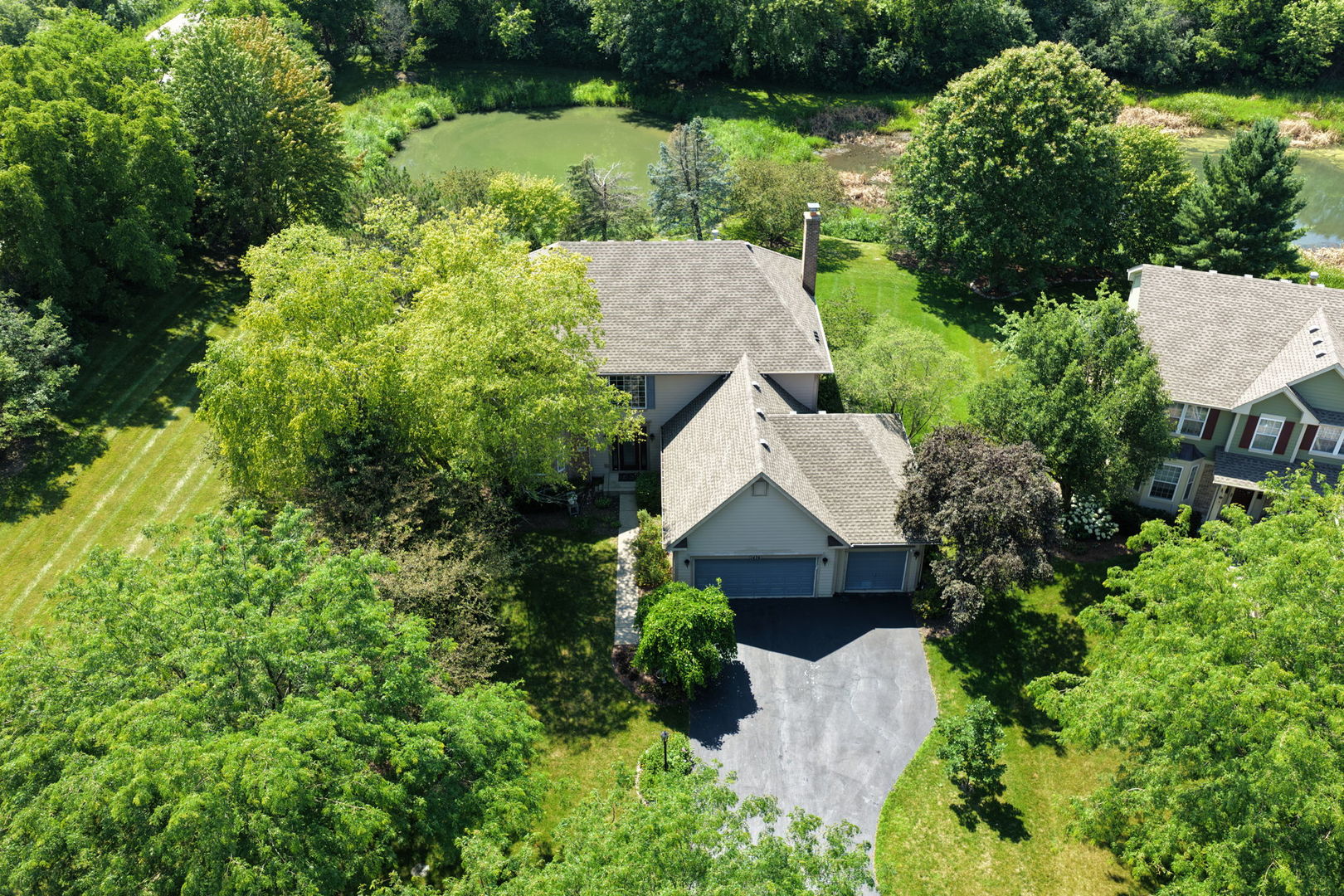 1476 Columbia Lane