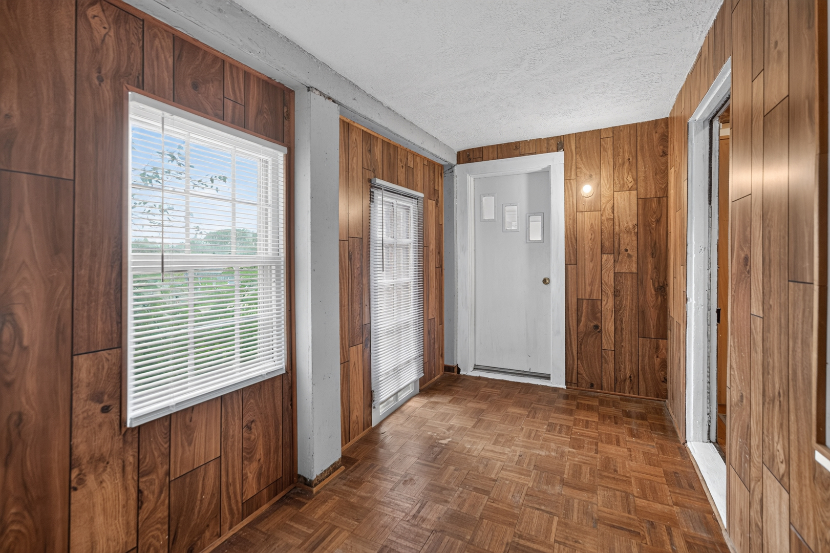 30W722 Smith Road