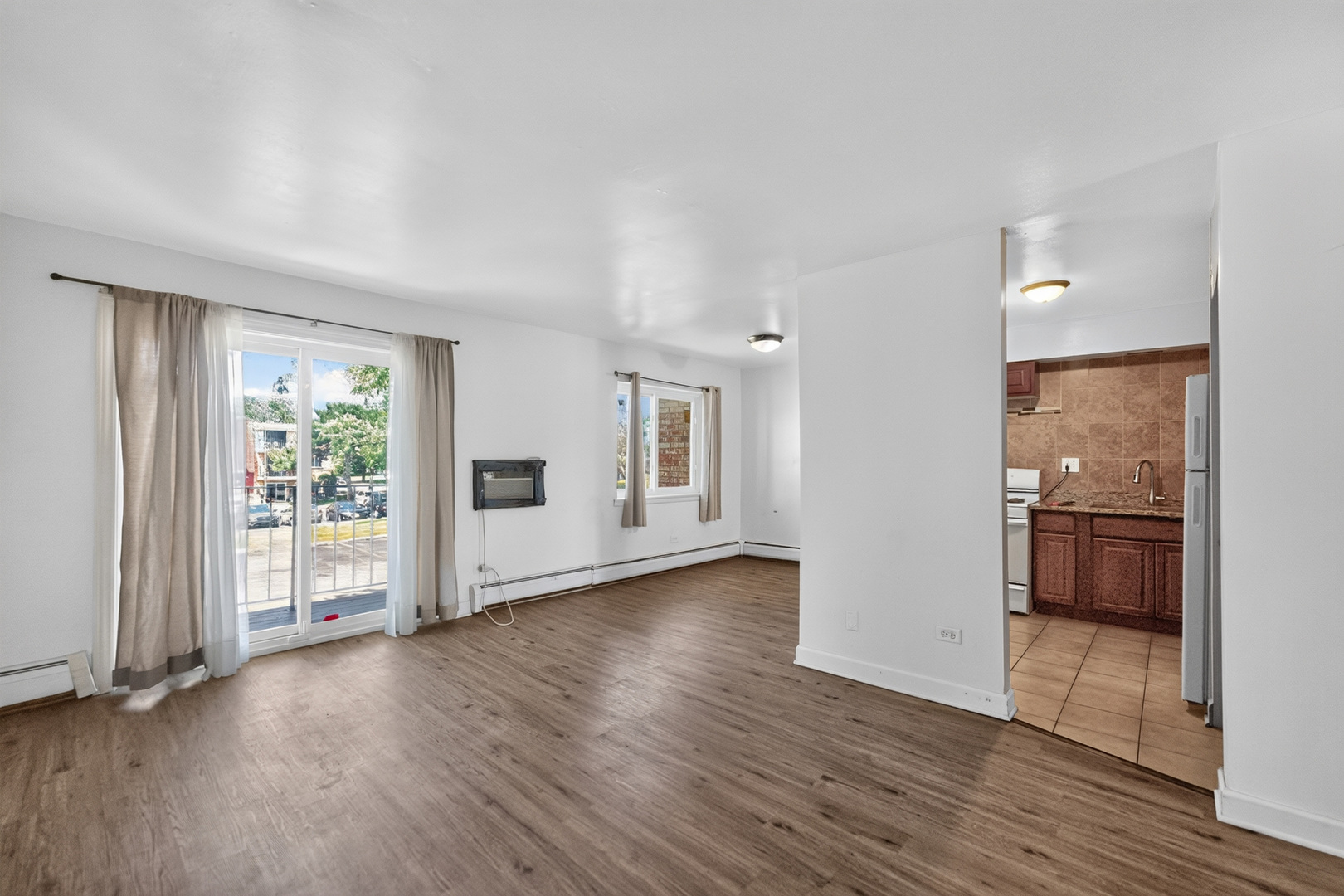 827 College Boulevard Unit: 202