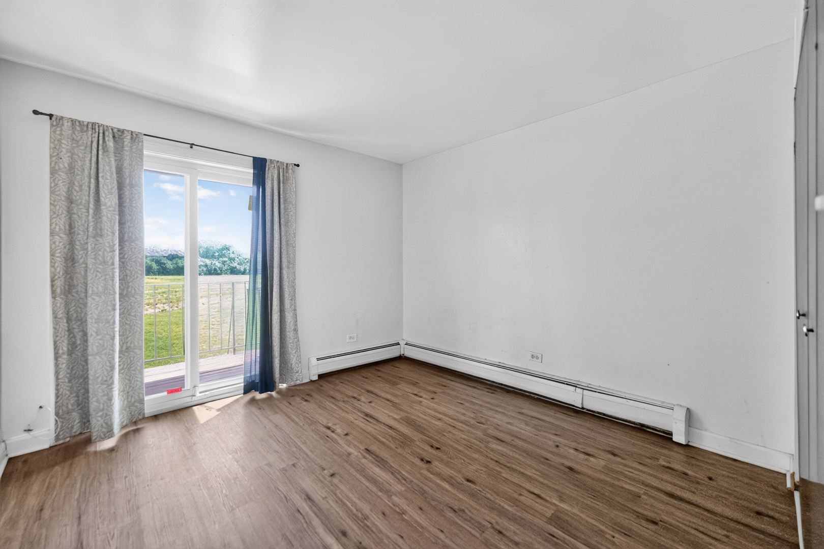 827 College Boulevard Unit: 202