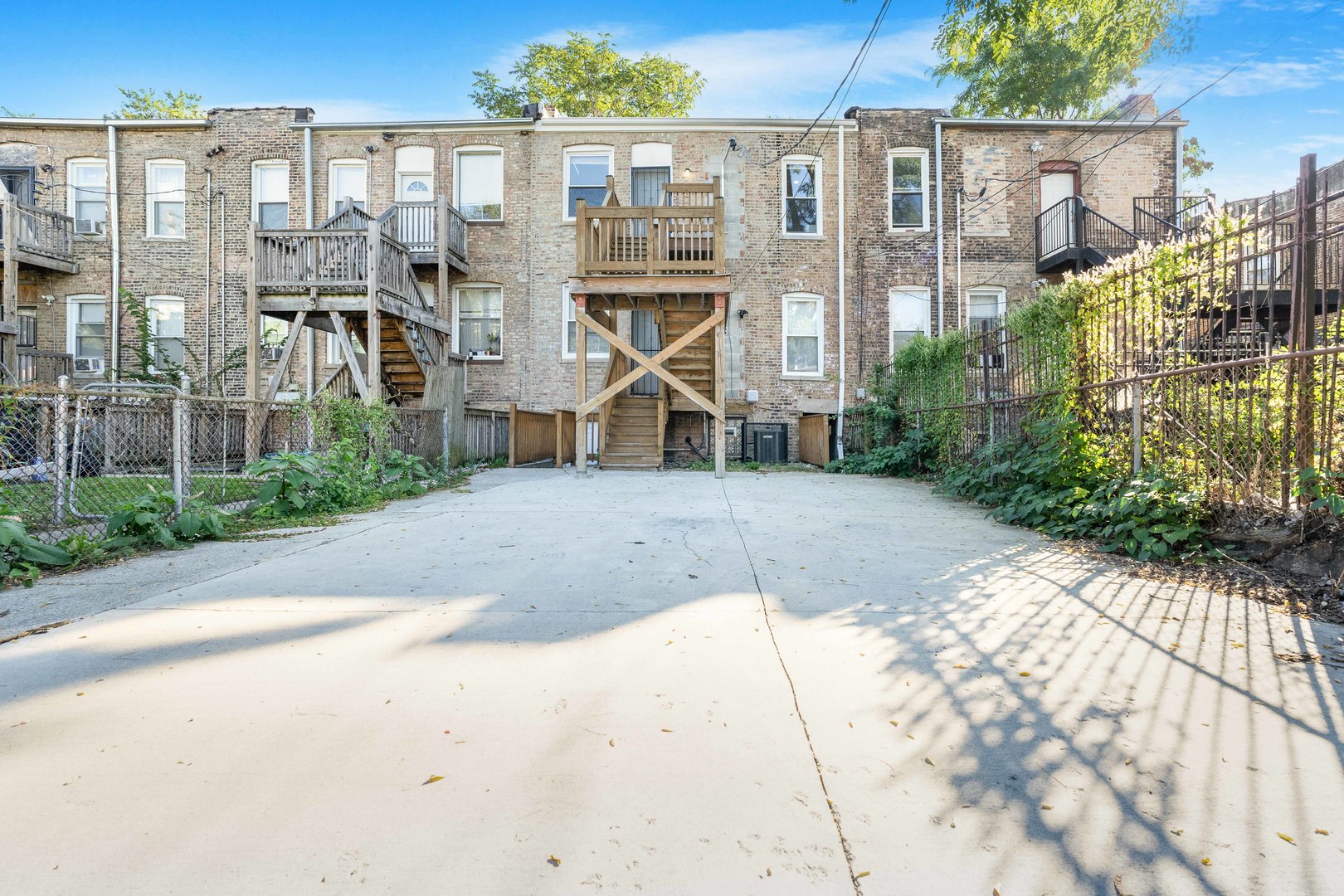 6438 S Eberhart Avenue Unit: 2