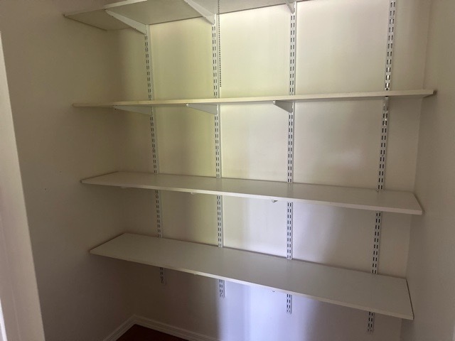 380 Heather Court Unit: 2B