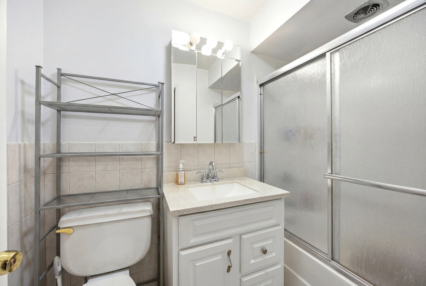 1105 Holiday Lane Unit: 15