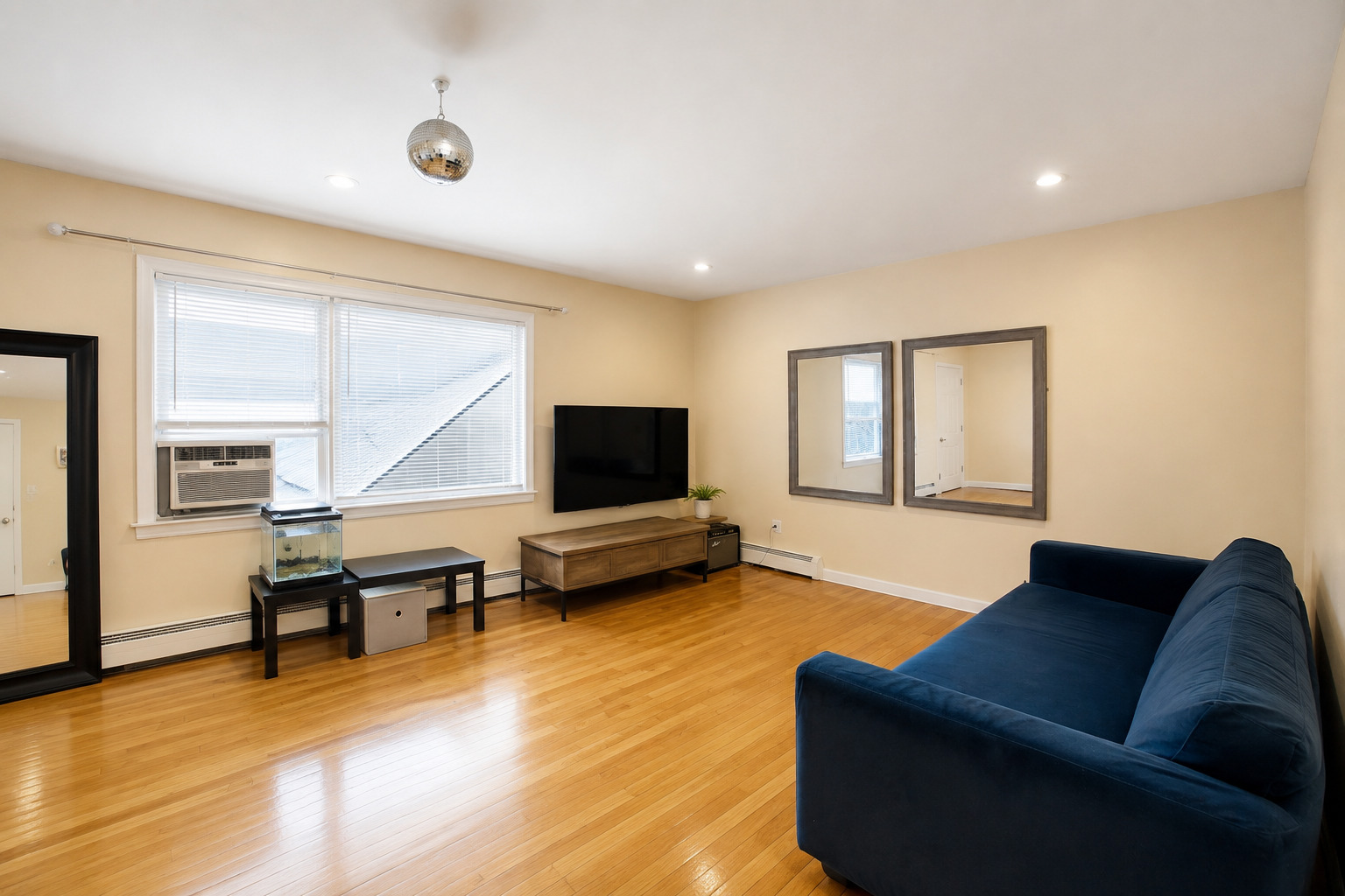 1105 Holiday Lane Unit: 15