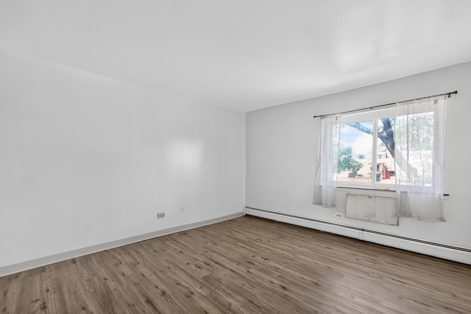 827 W College Boulevard Unit: 201