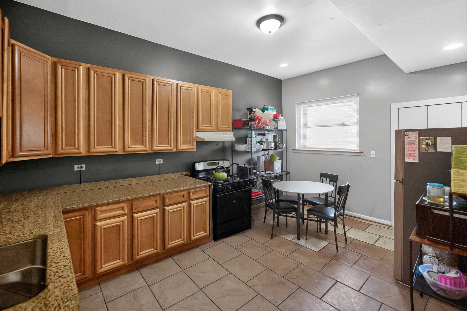 3250 W Douglas Boulevard