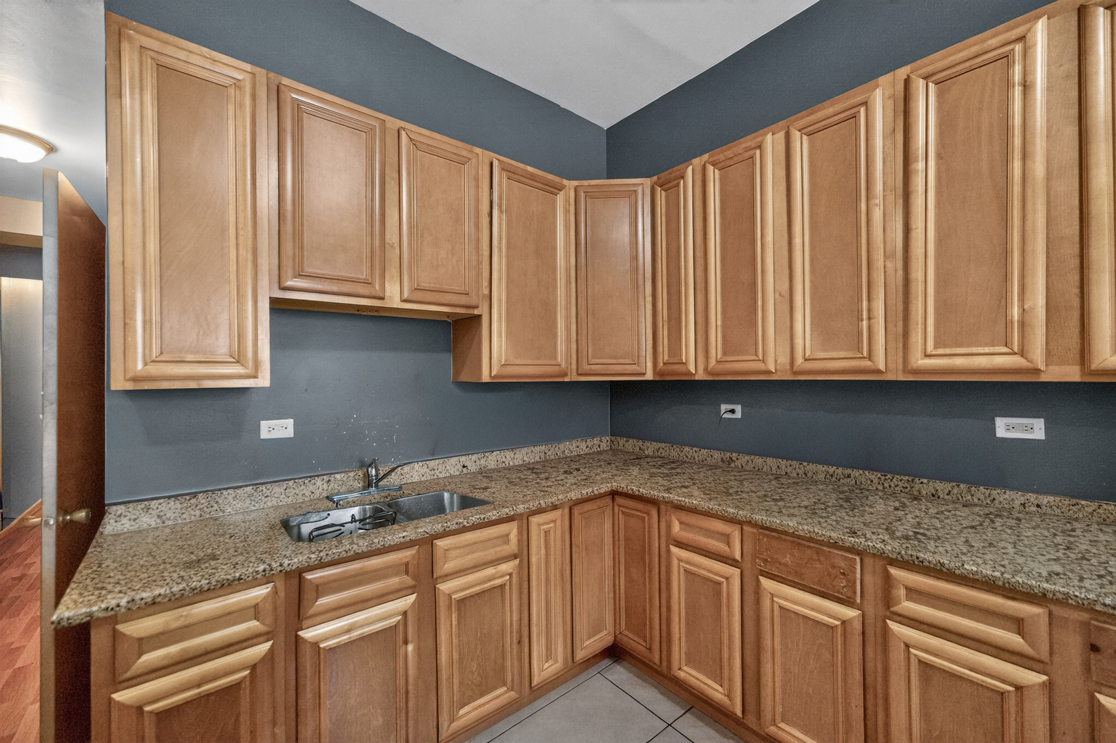 3250 W Douglas Boulevard