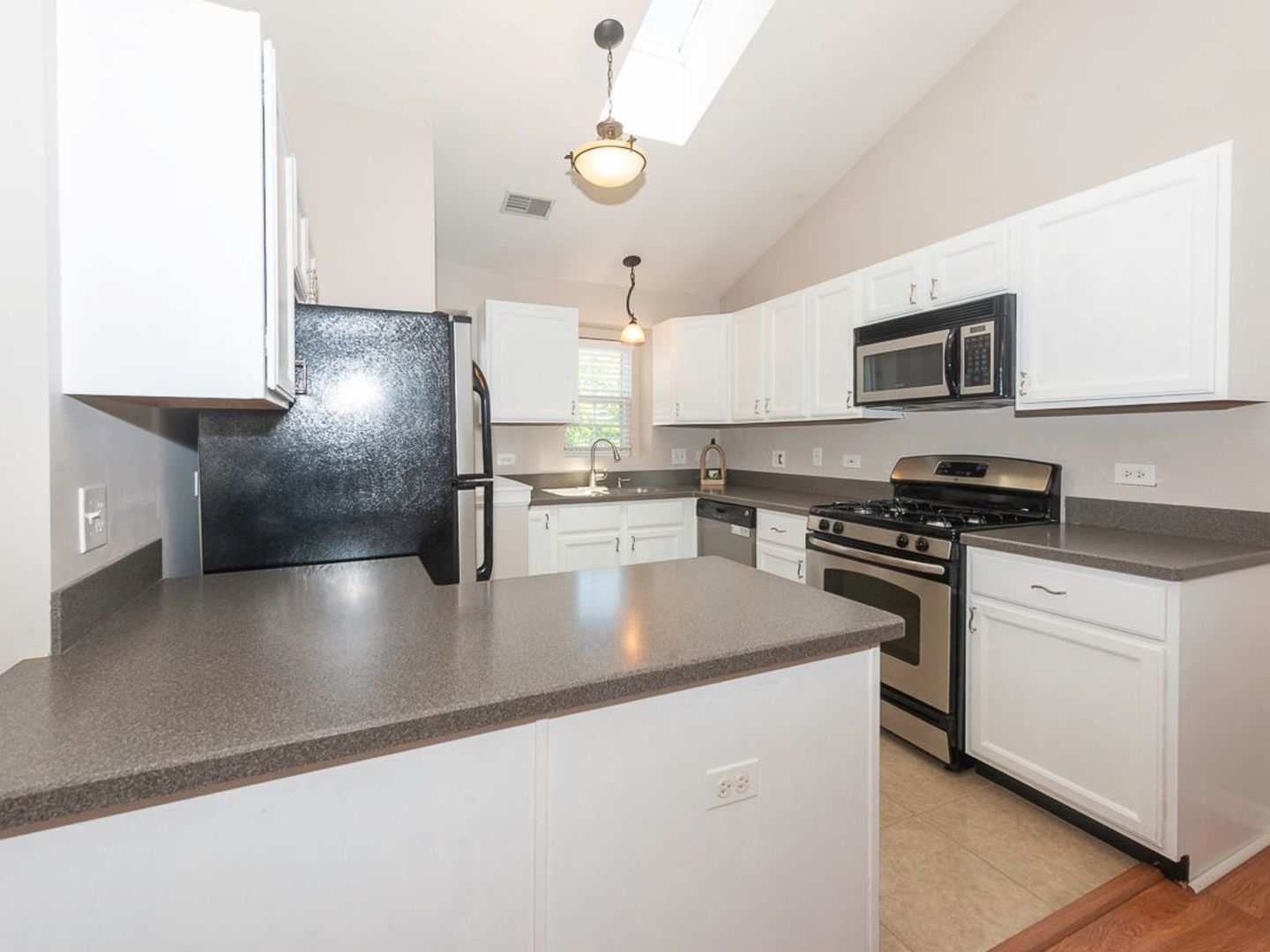 1741 Heron Avenue Unit: D