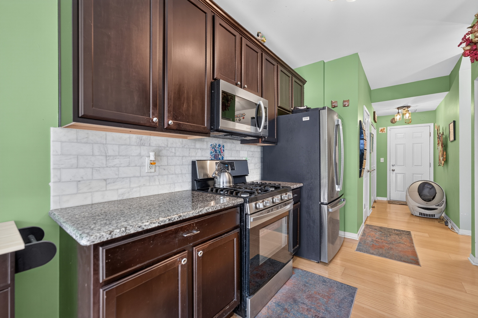 6N285 Whitmore Circle Unit: D
