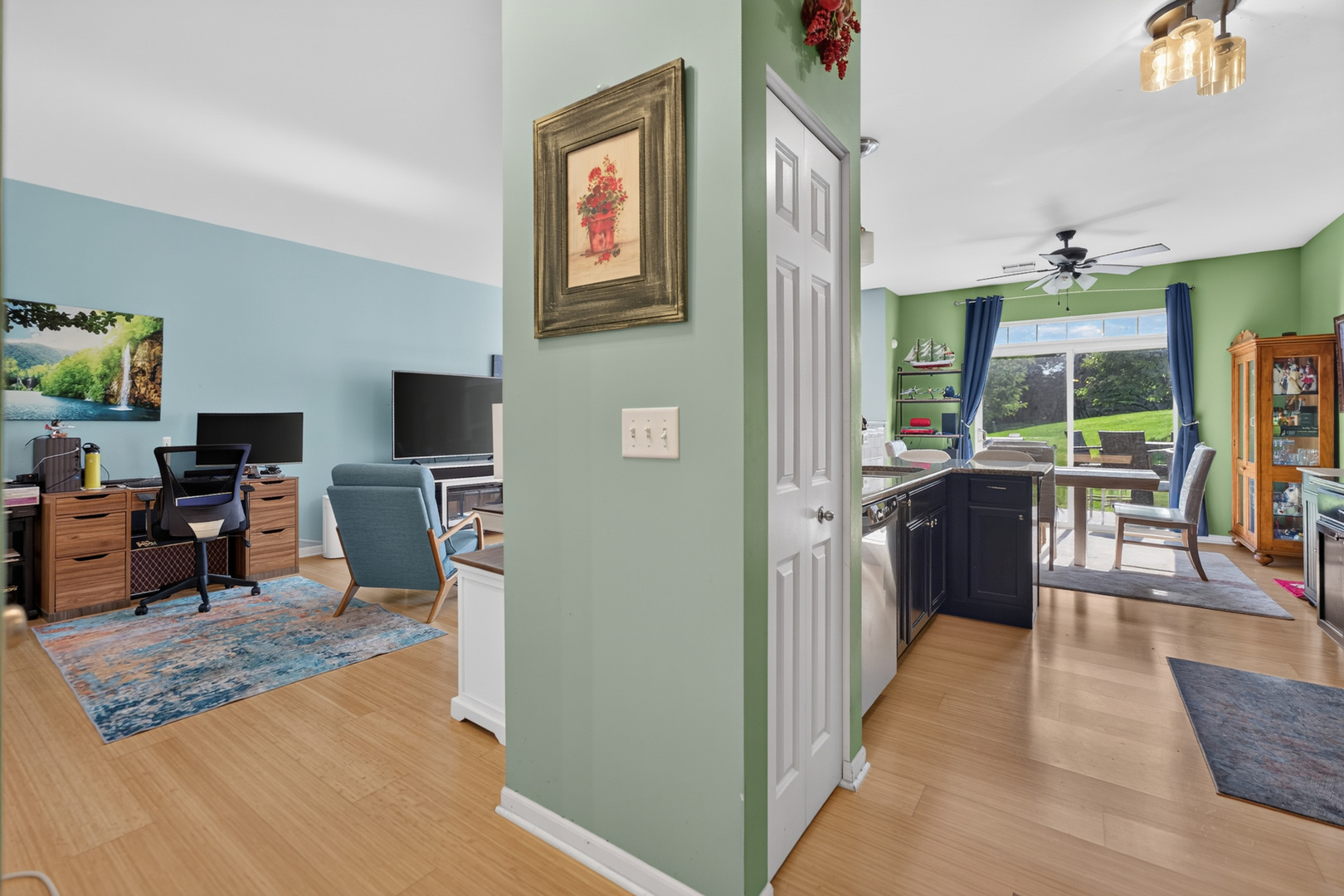 6N285 Whitmore Circle Unit: D