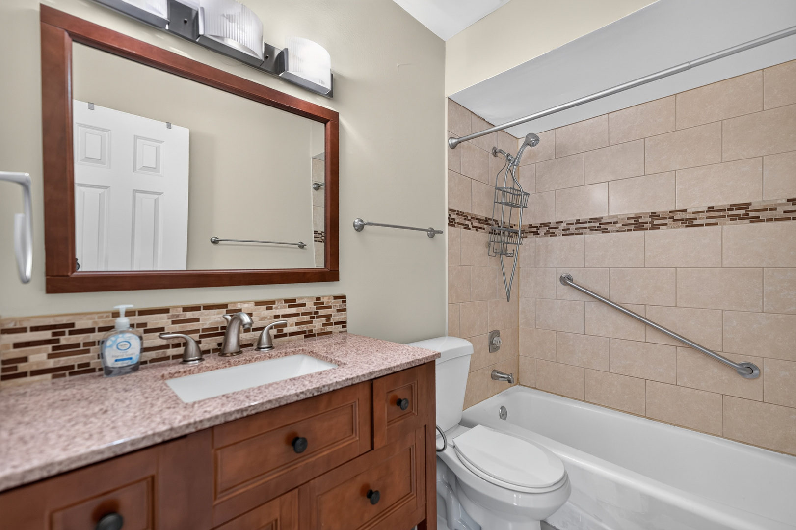 670 Pinecrest Drive Unit: 101