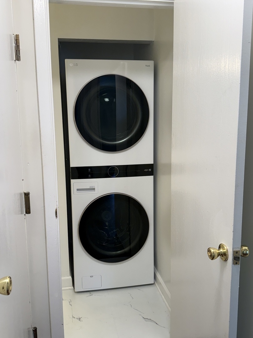 1581 Raymond Drive Unit: 103