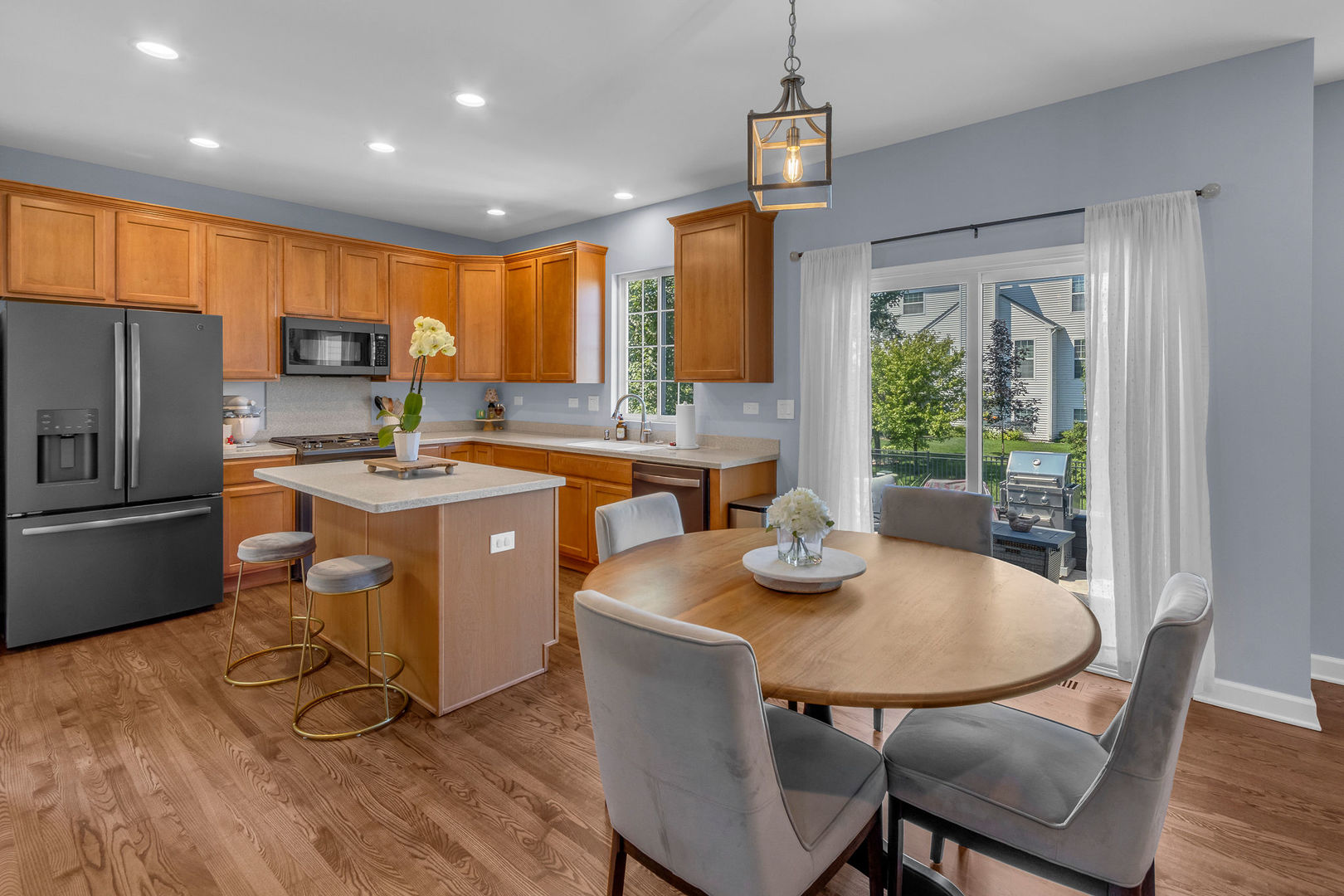 3109 Drury Lane