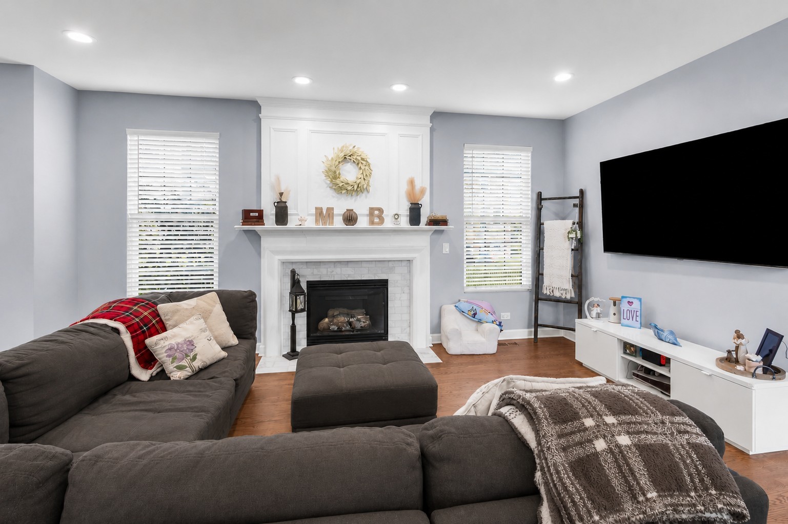 3109 Drury Lane