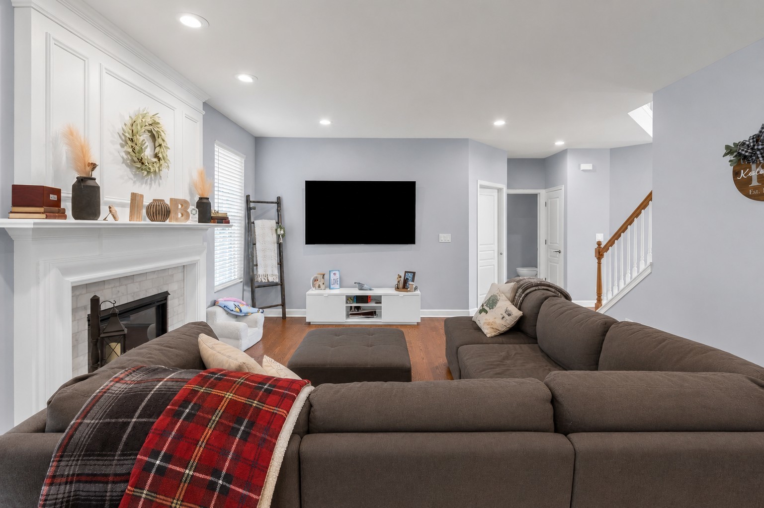 3109 Drury Lane