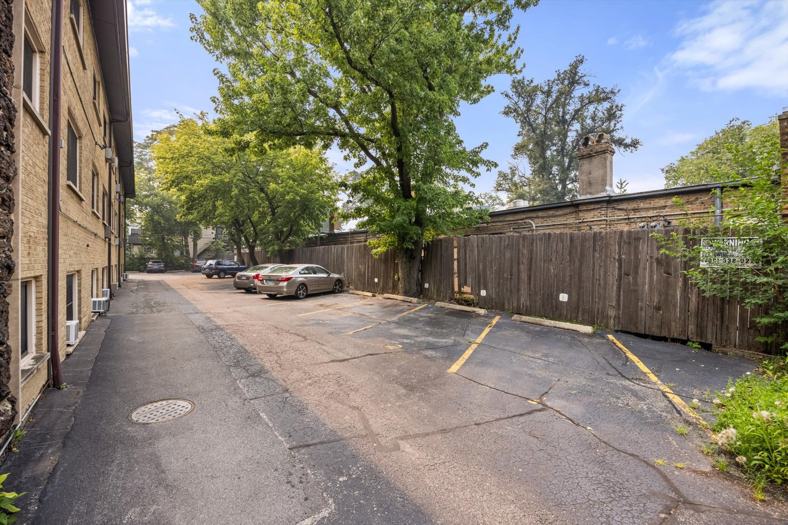 109 S Elmwood Avenue Unit: 2