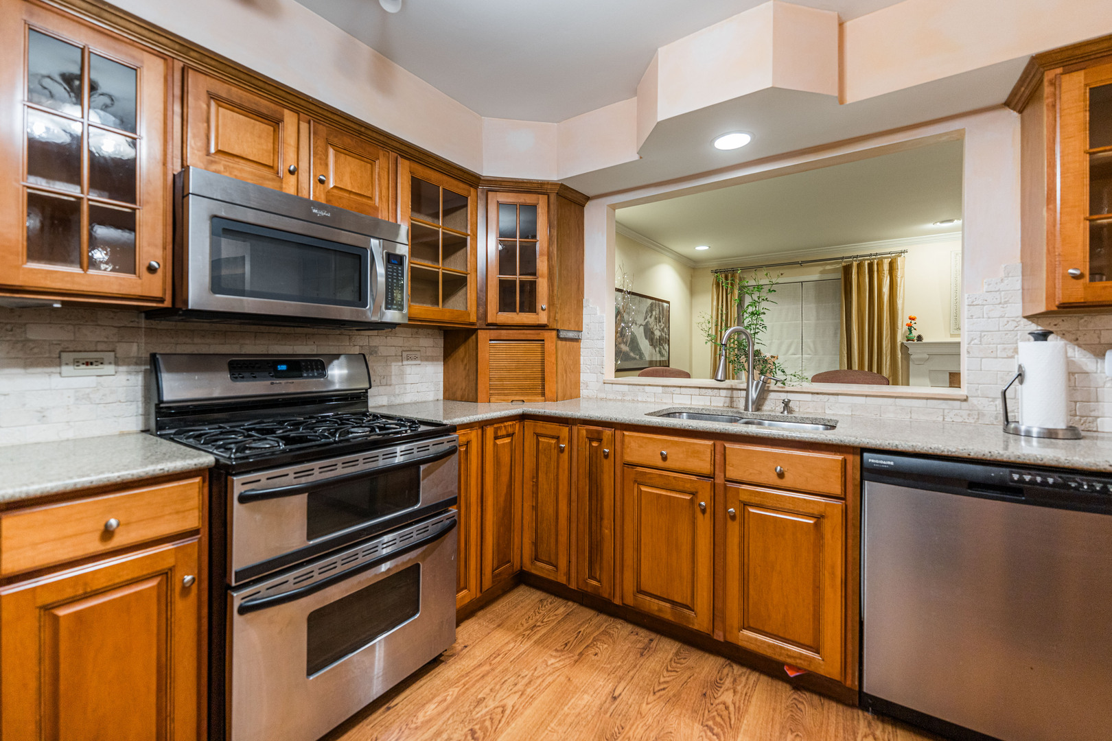 337 KRESSWOOD Drive