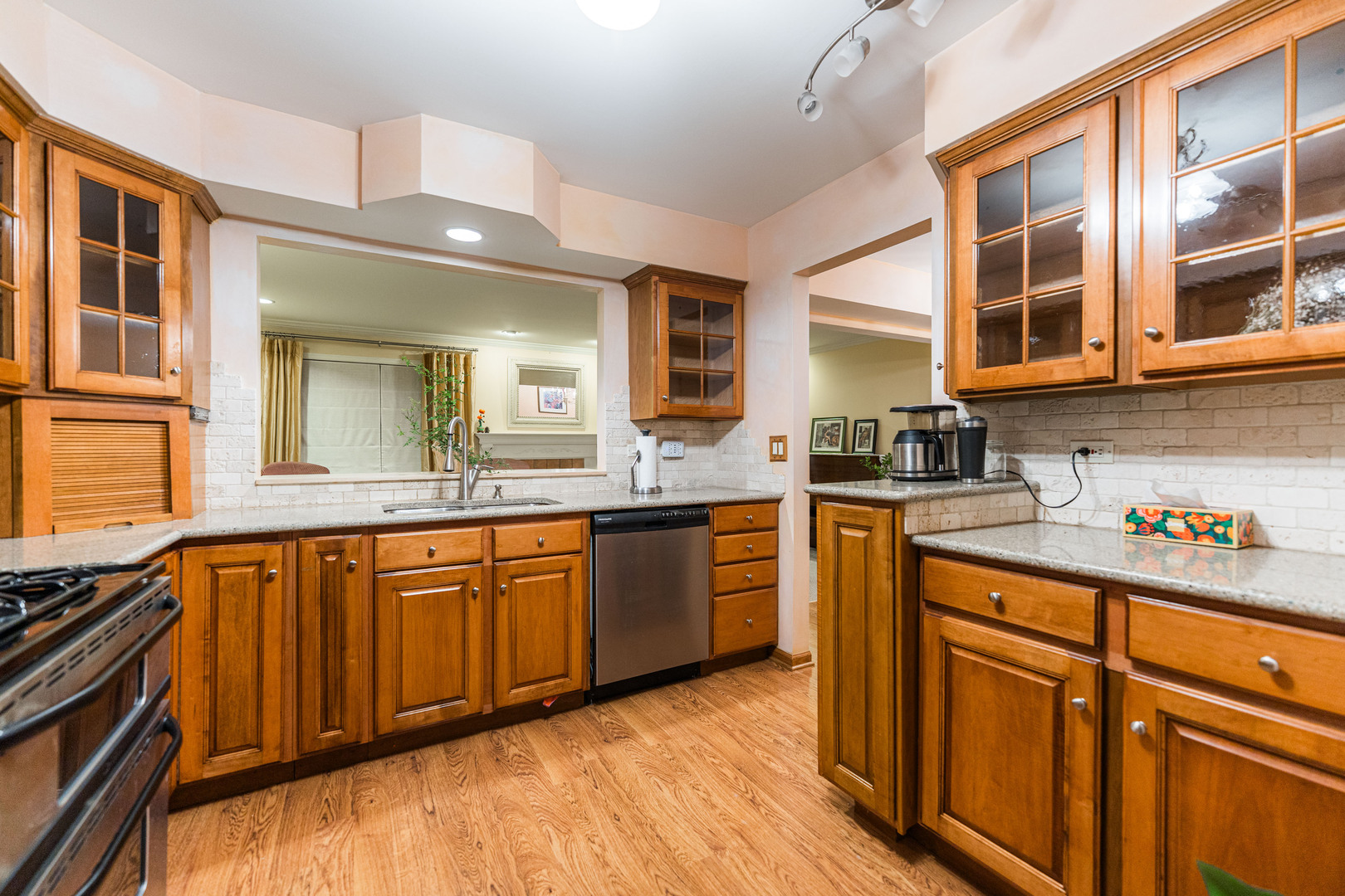 337 KRESSWOOD Drive