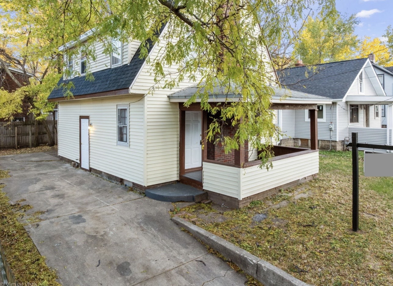 233 Oakwood Avenue