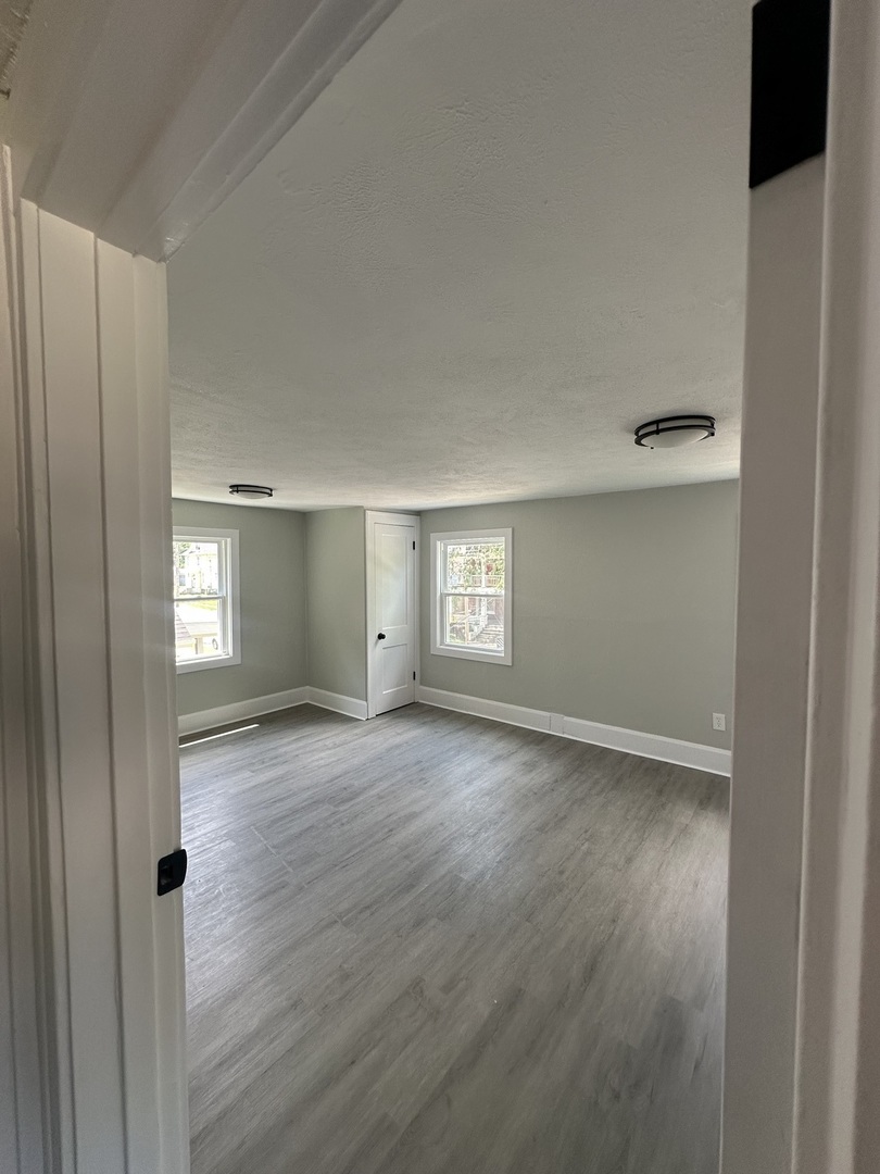 233 Oakwood Avenue
