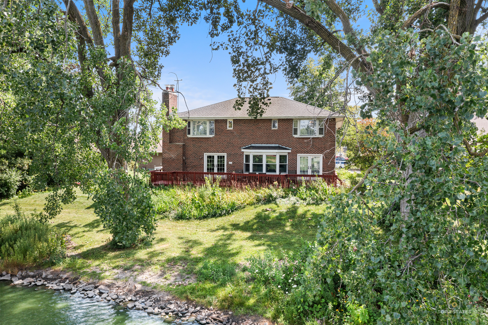 887 N Dovington Drive