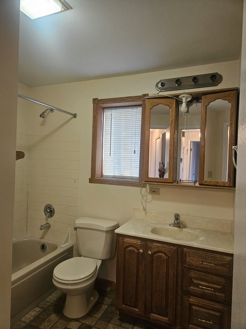 1037 Quanset Court Unit: 1037