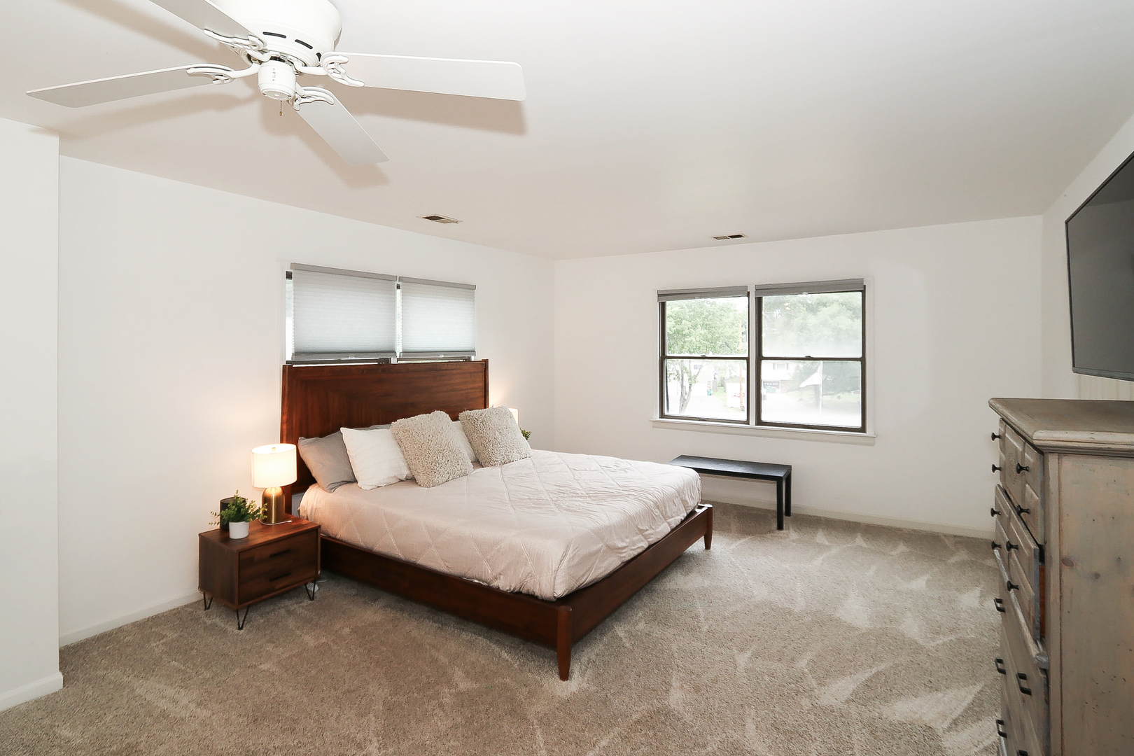 717 Monterrey Terrace