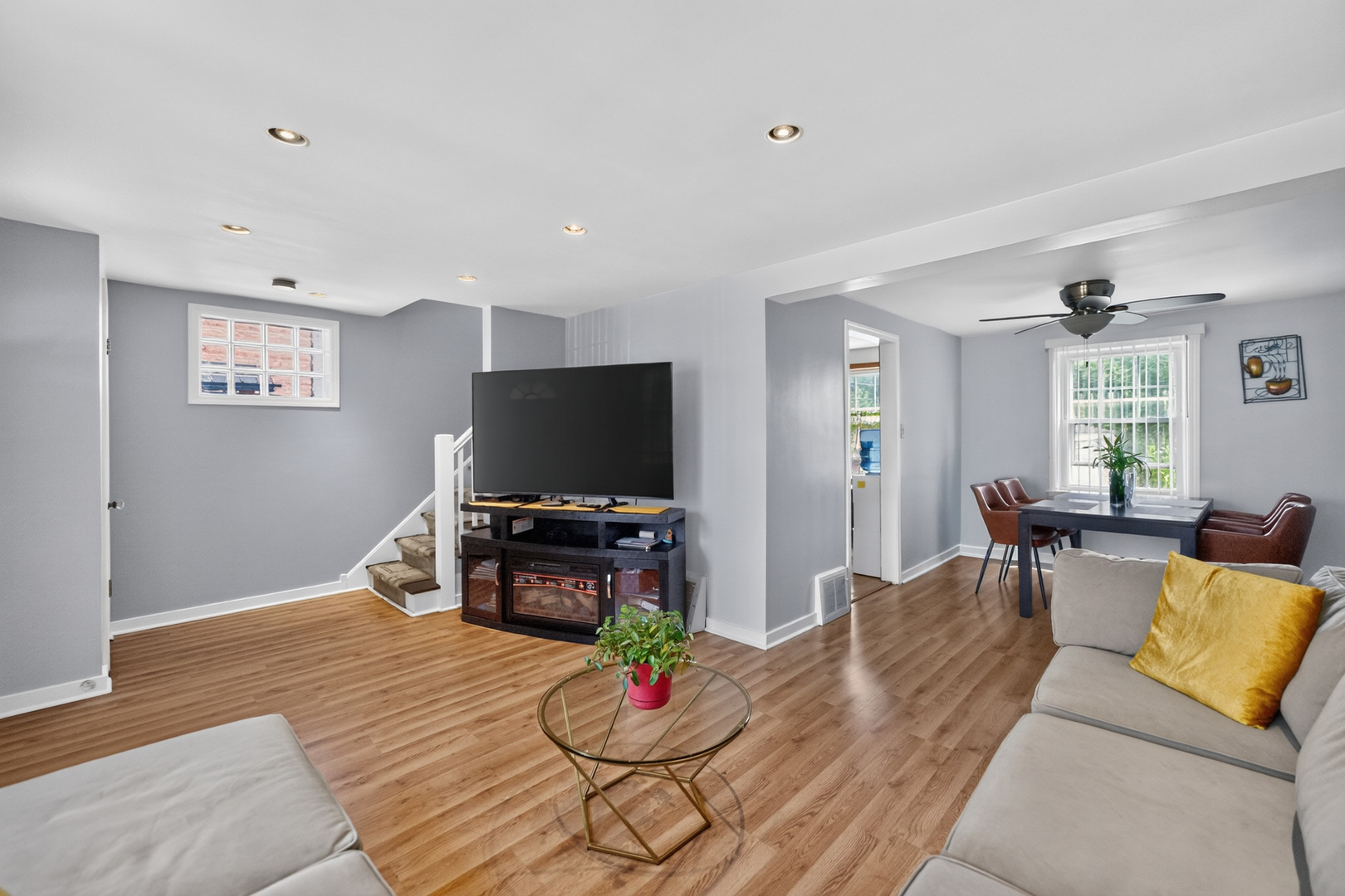 5115 W 63RD Place