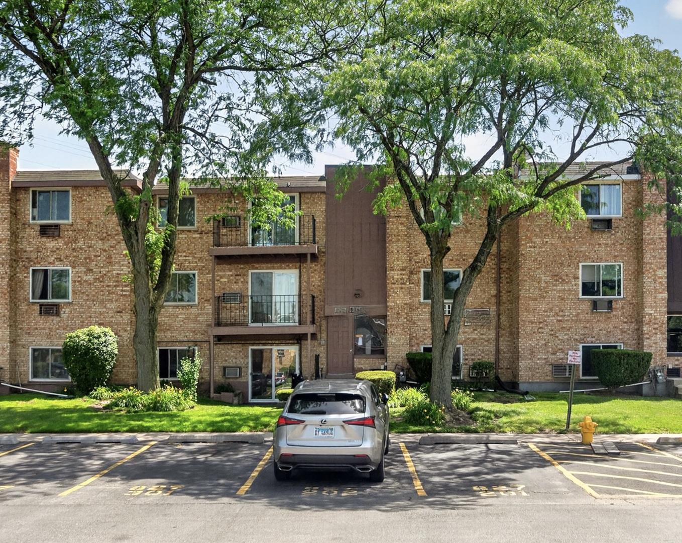 824 W College Boulevard Unit: 201