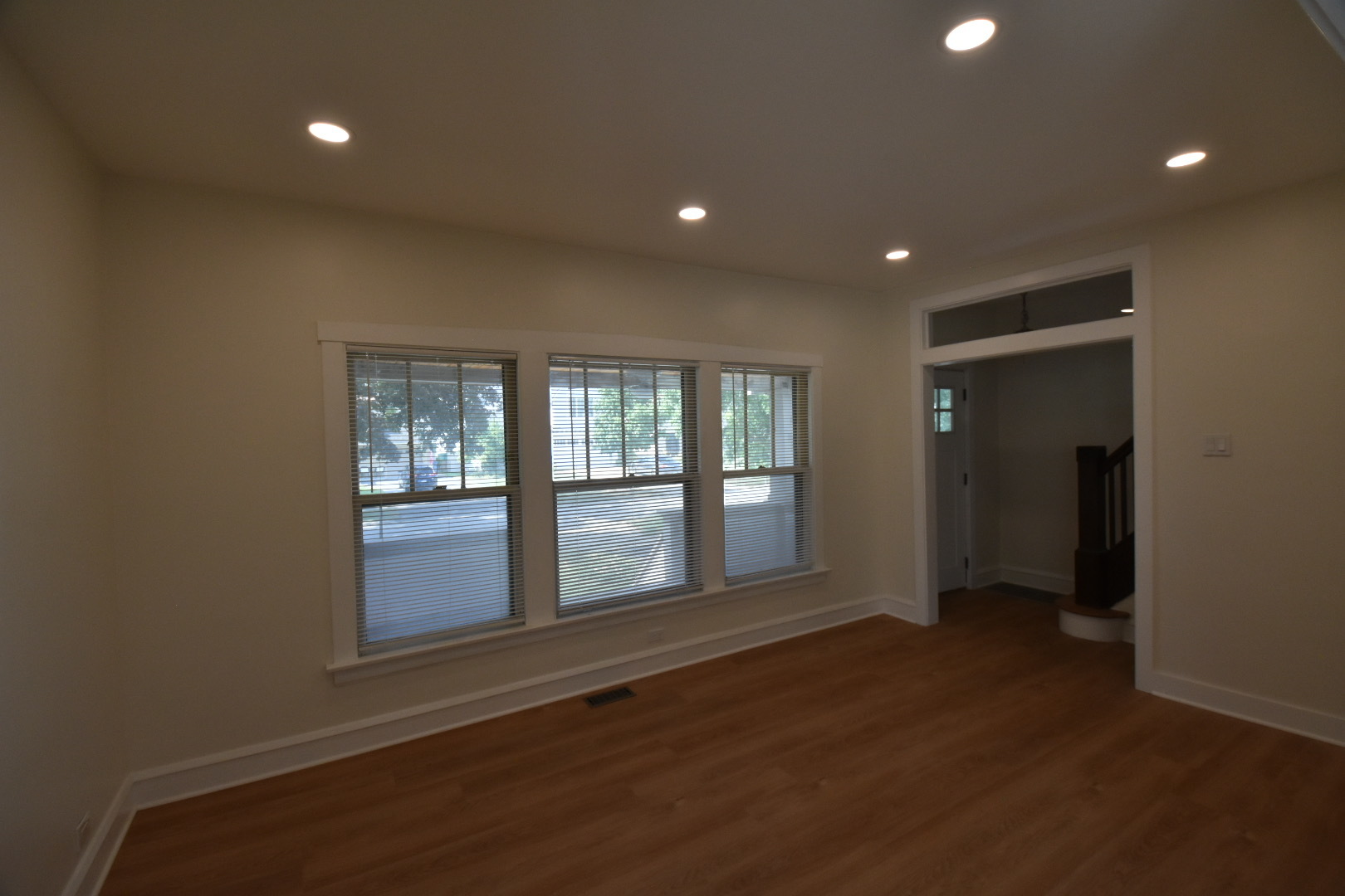 339 N Ridgeland Avenue