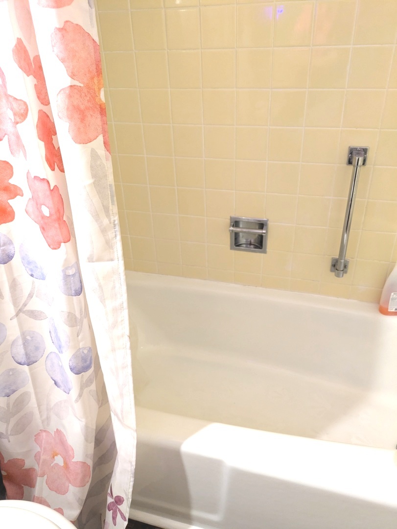 5540 WALNUT Avenue Unit: 23AA