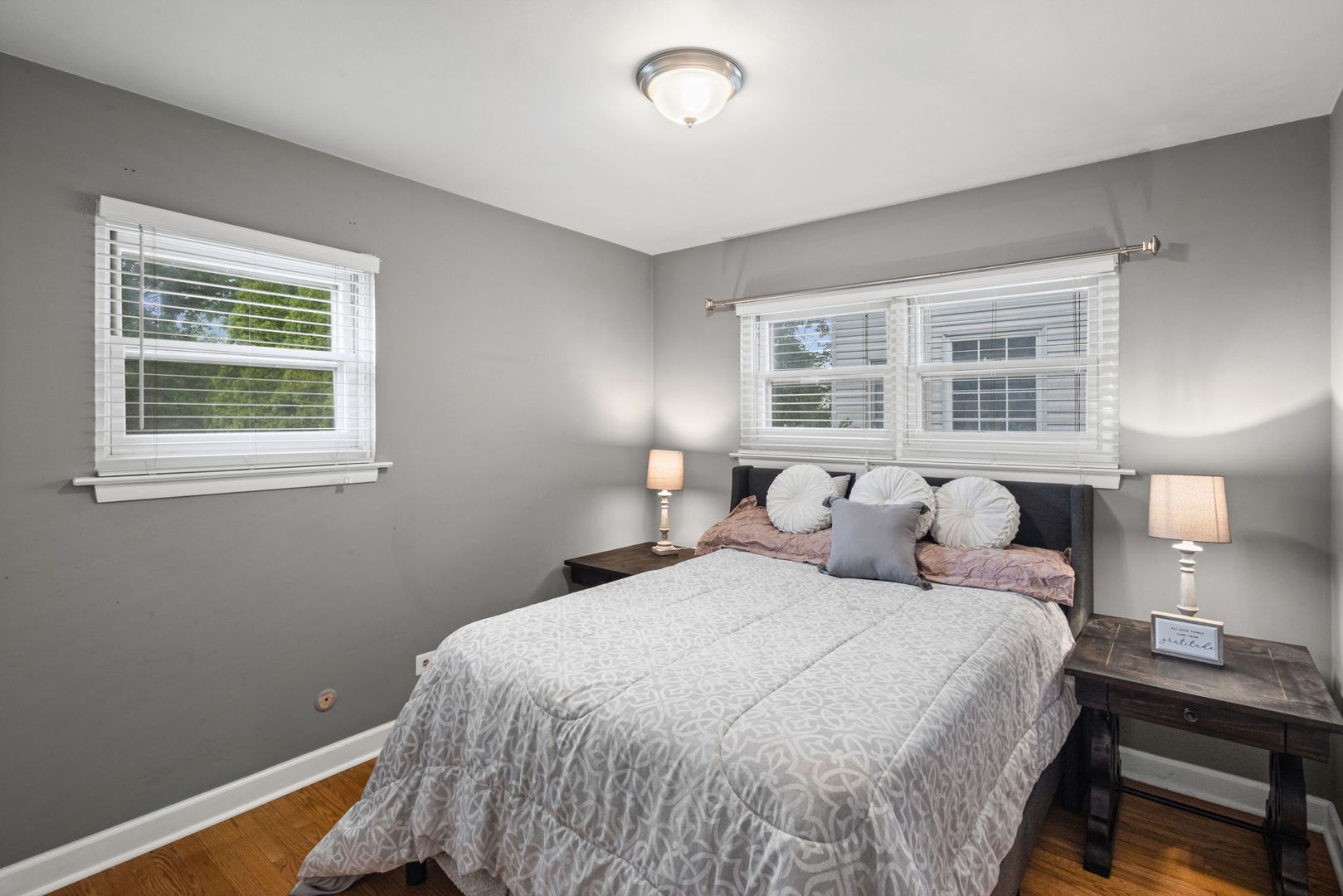 274 N Highview Avenue