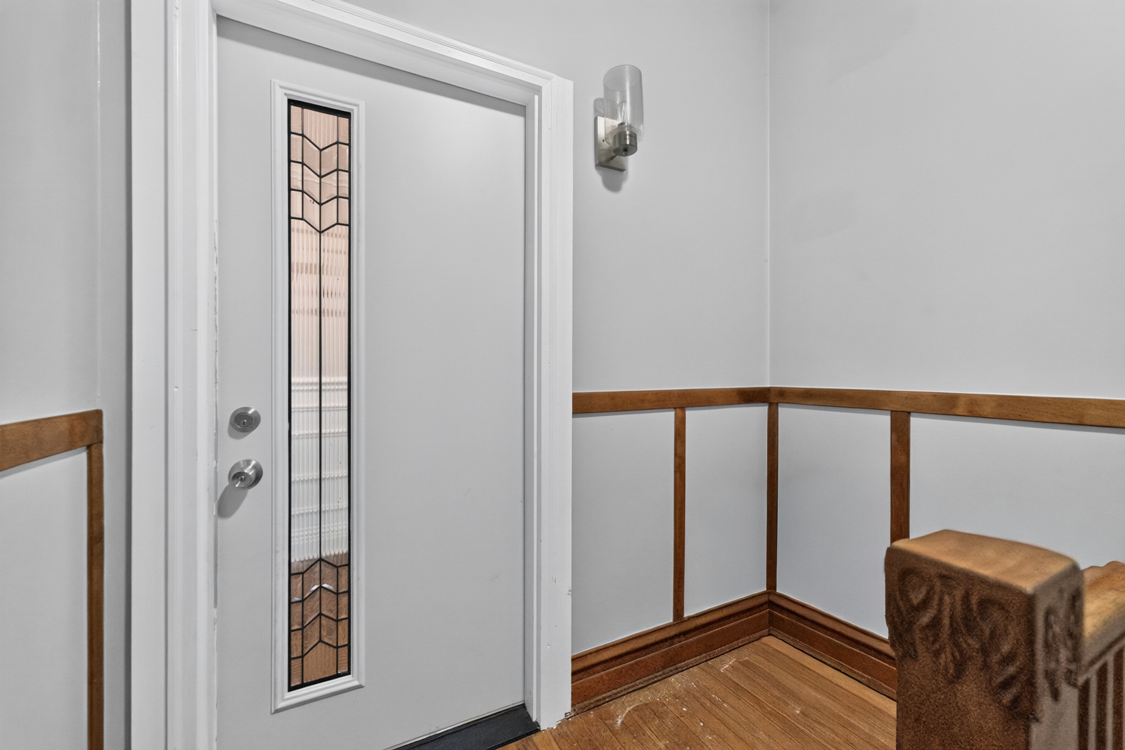 7440 S Paxton Avenue Unit: 2