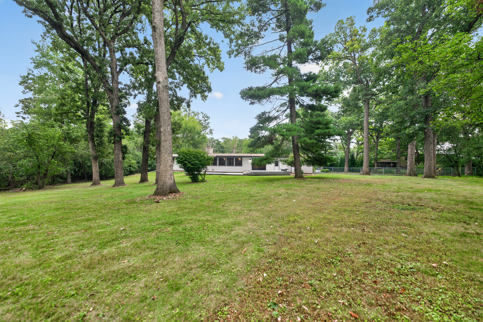 1S670 Winfield Road