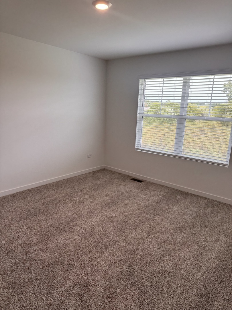 428 Lakeshore Court Unit: 428
