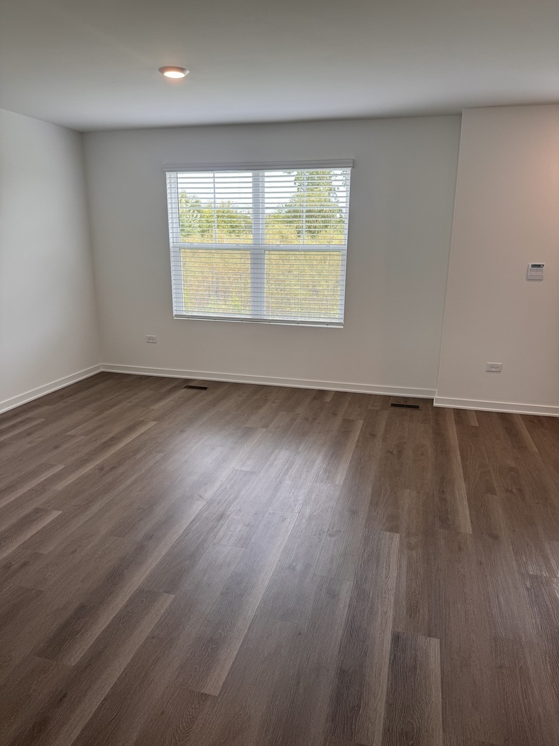 428 Lakeshore Court Unit: 428