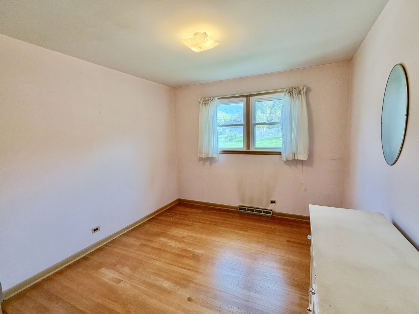 550 Elm Street