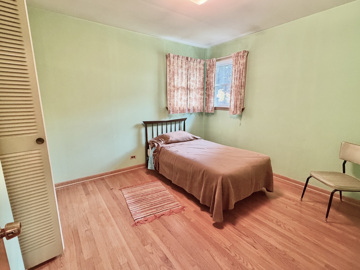 550 Elm Street