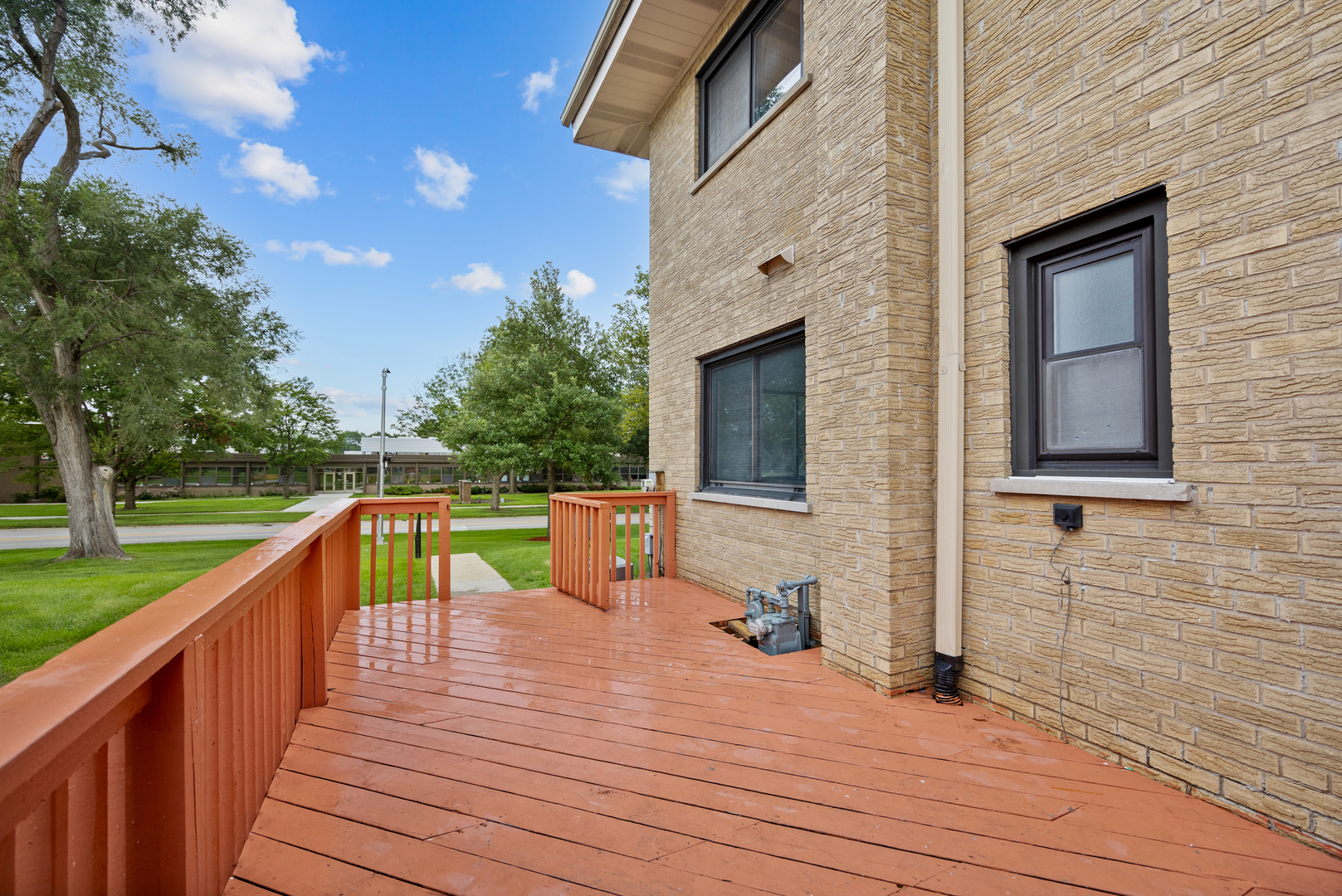1250 N Wheeling Road