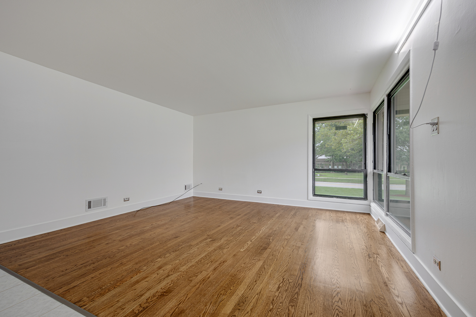 1250 N Wheeling Road