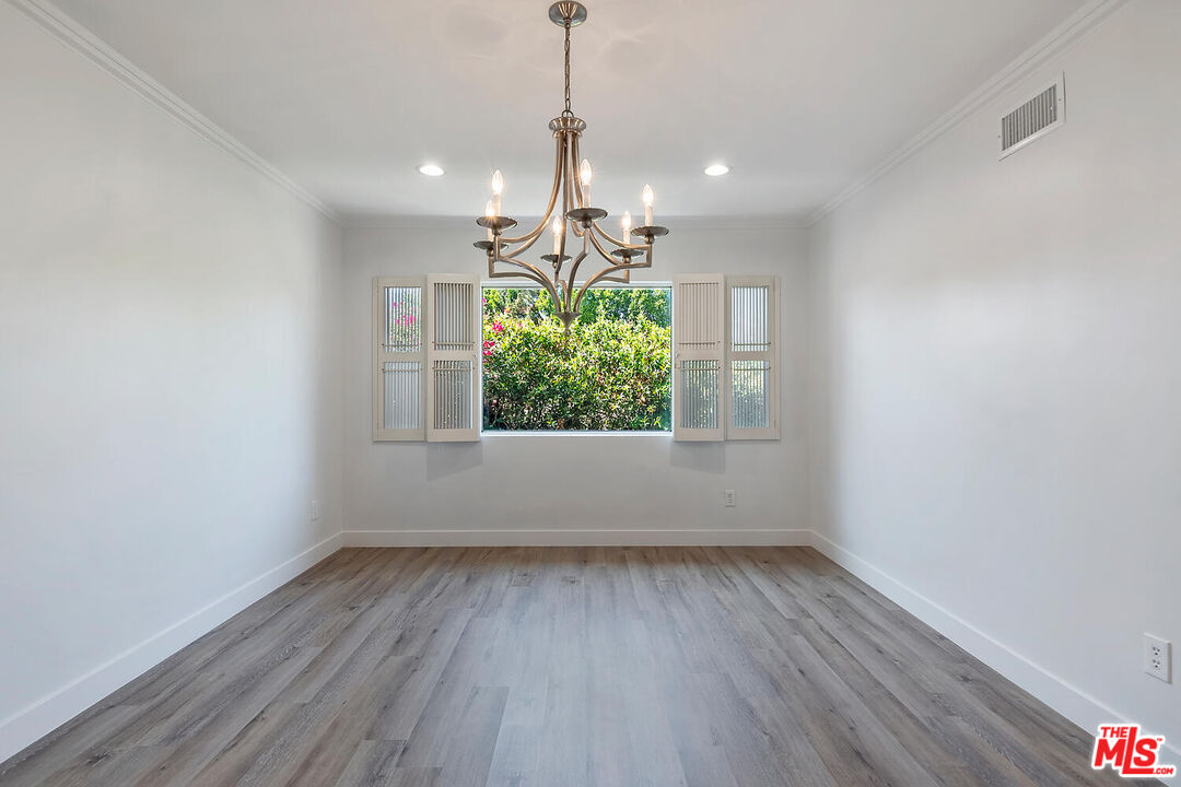 11555 Duque Dr