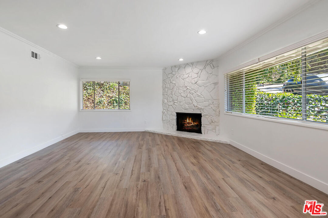 11555 Duque Dr