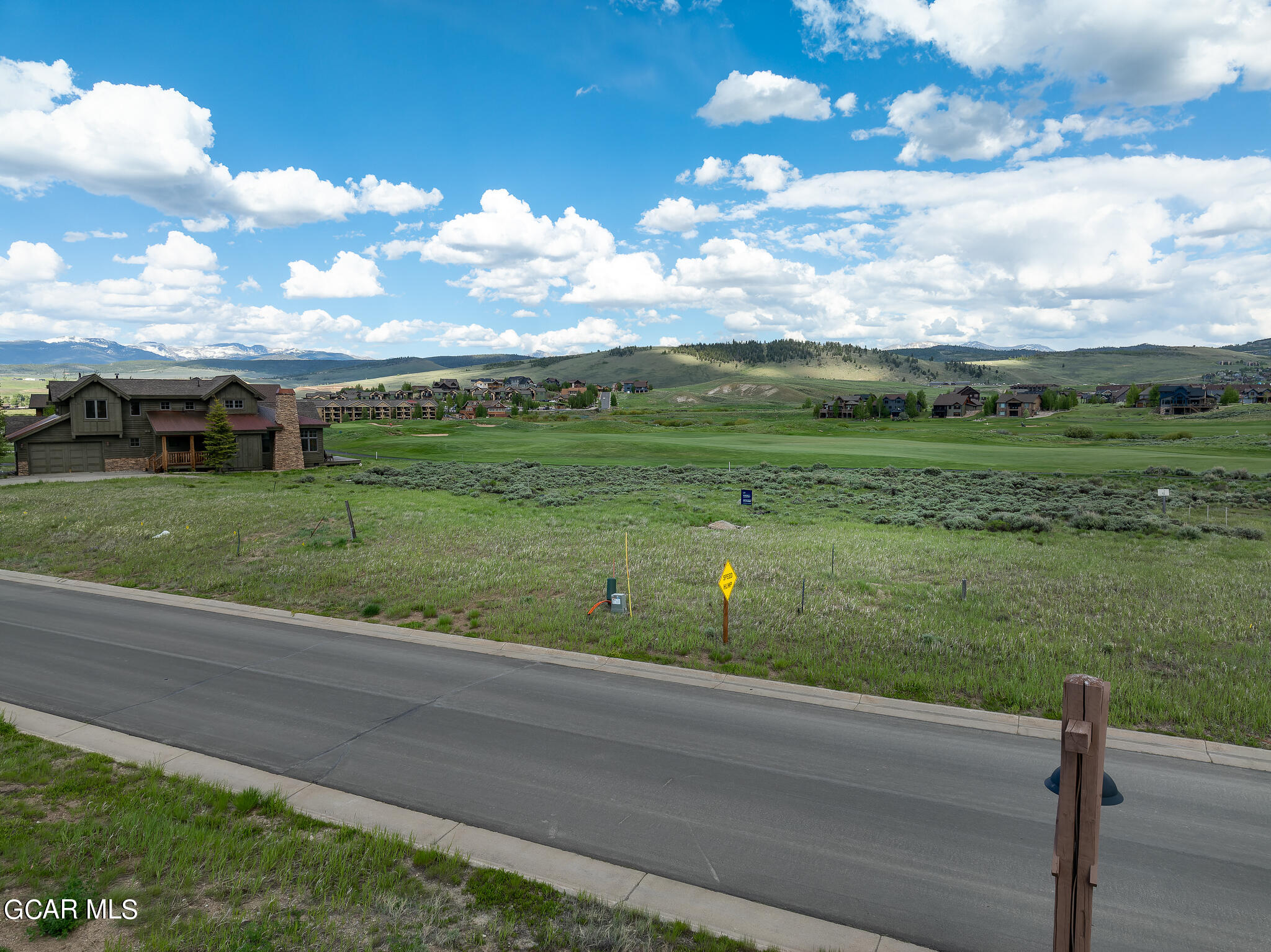 1521 Wildhorse Drive