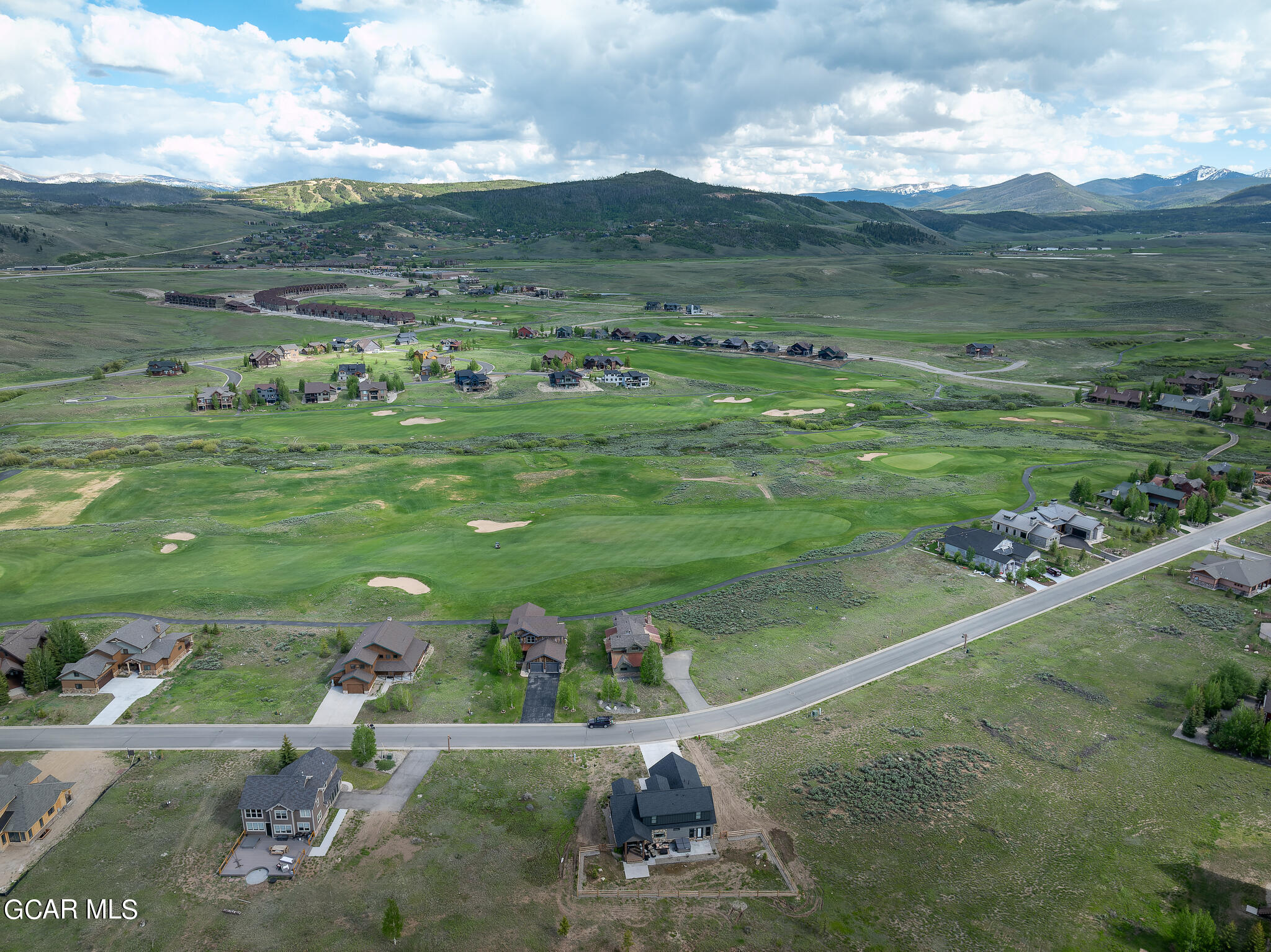 1521 Wildhorse Drive