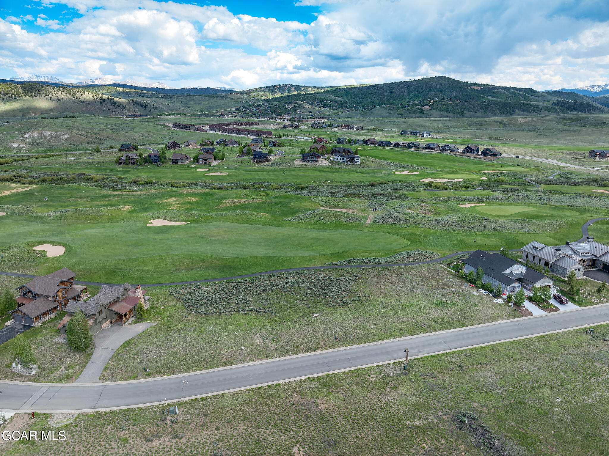 1521 Wildhorse Drive