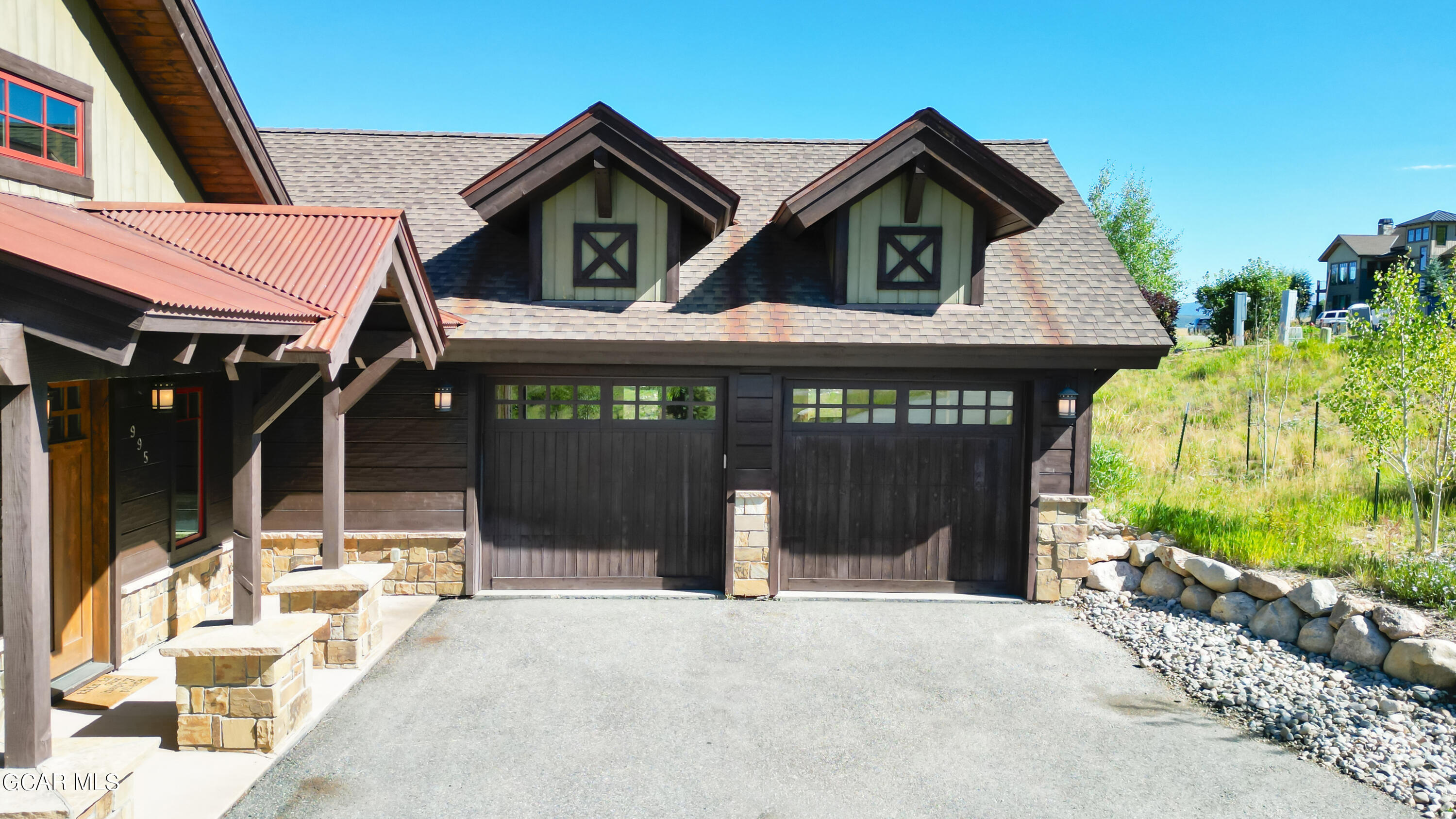 995 Shoshoni Lane