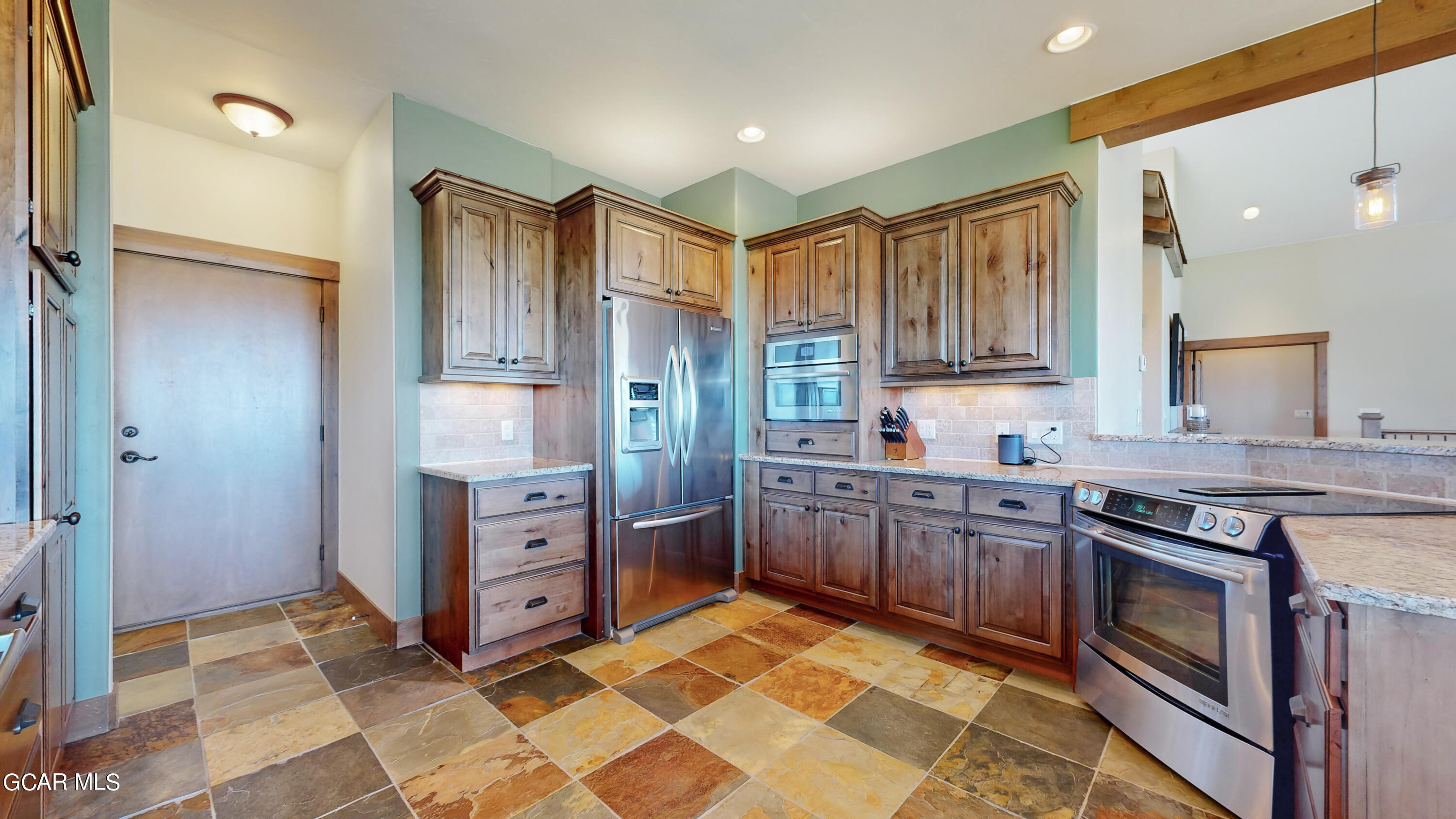 995 Shoshoni Lane