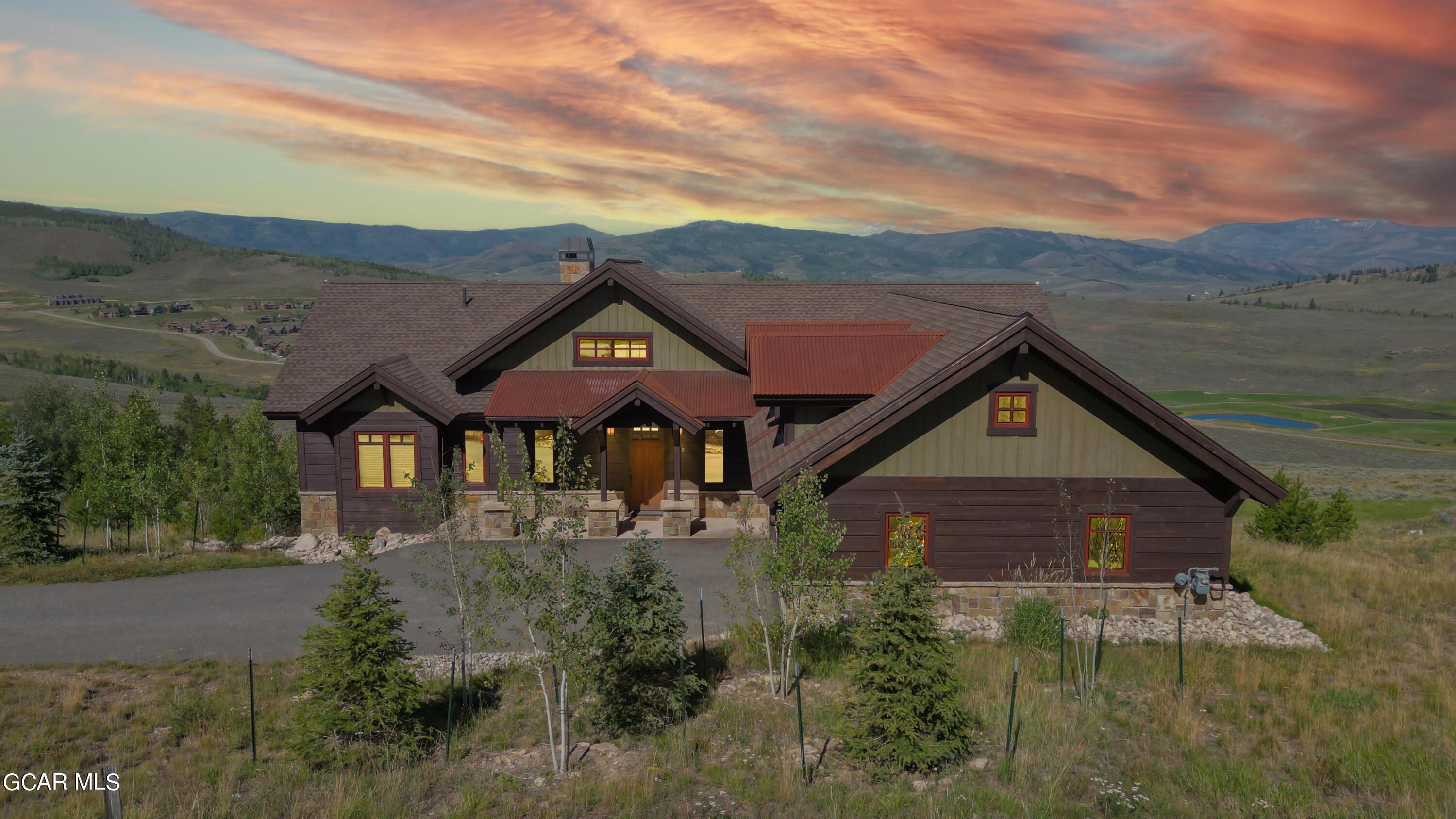 995 Shoshoni Lane