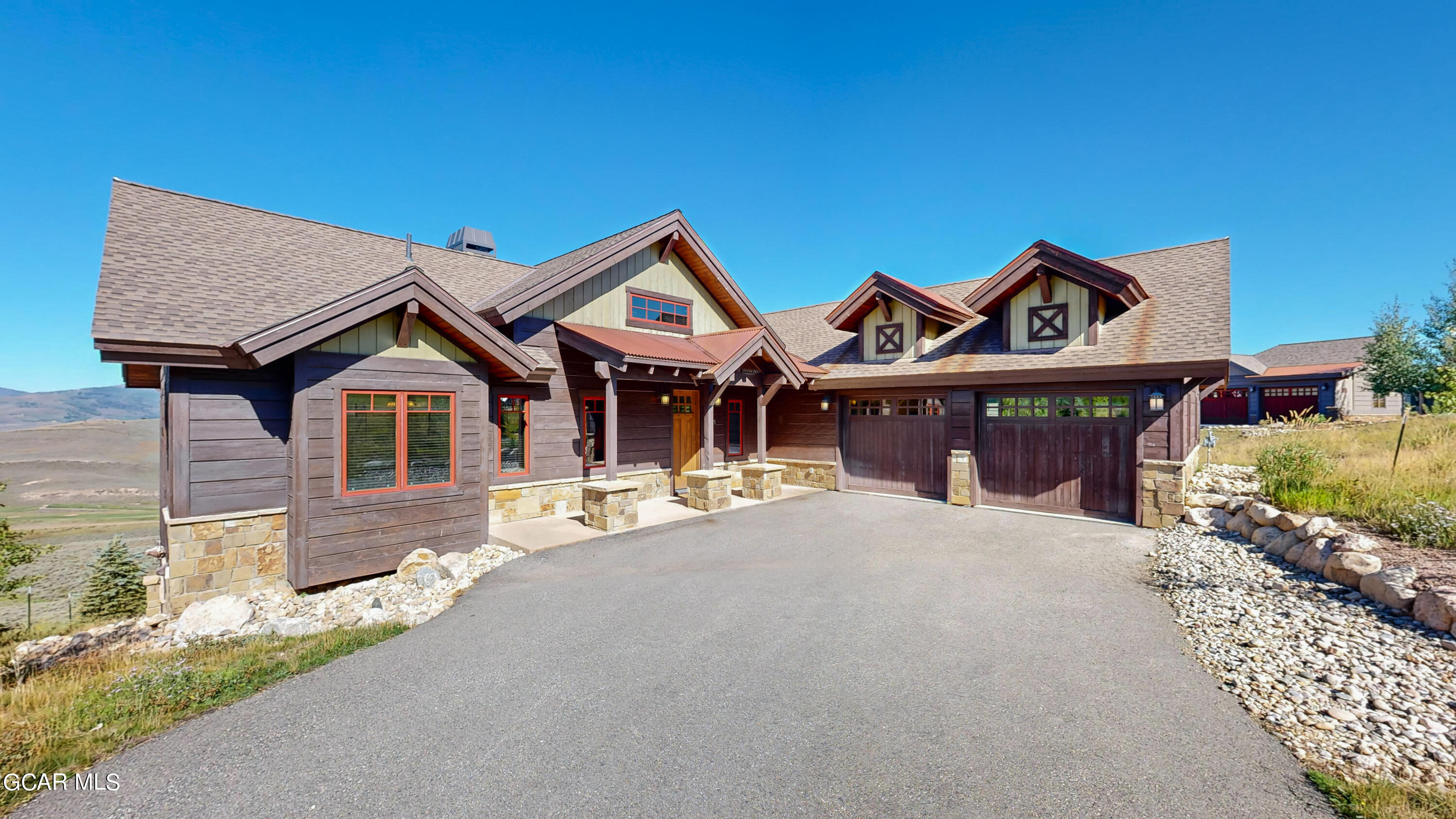 995 Shoshoni Lane